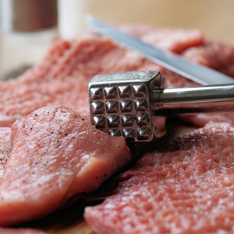 meat-hammer-2238538_1280